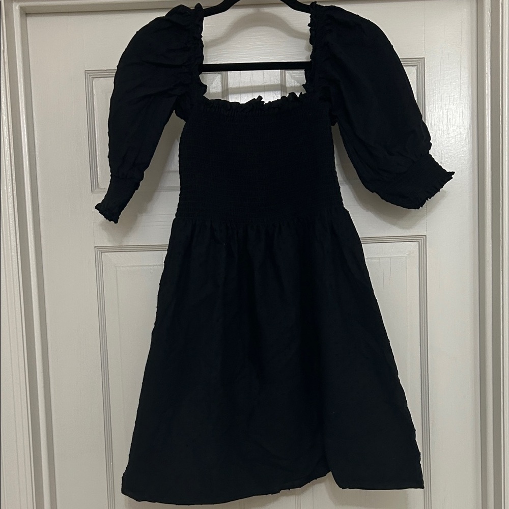Few Moda kourt dress, black Swiss dots with smocking